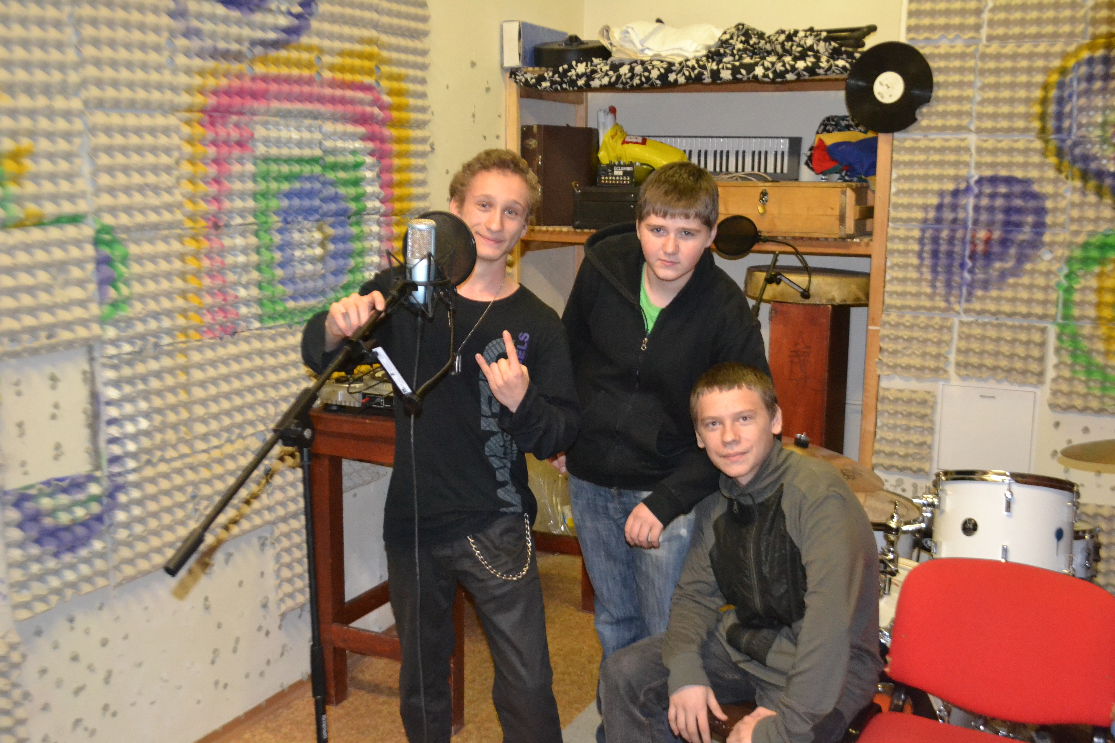 em_instudio2012(4.)